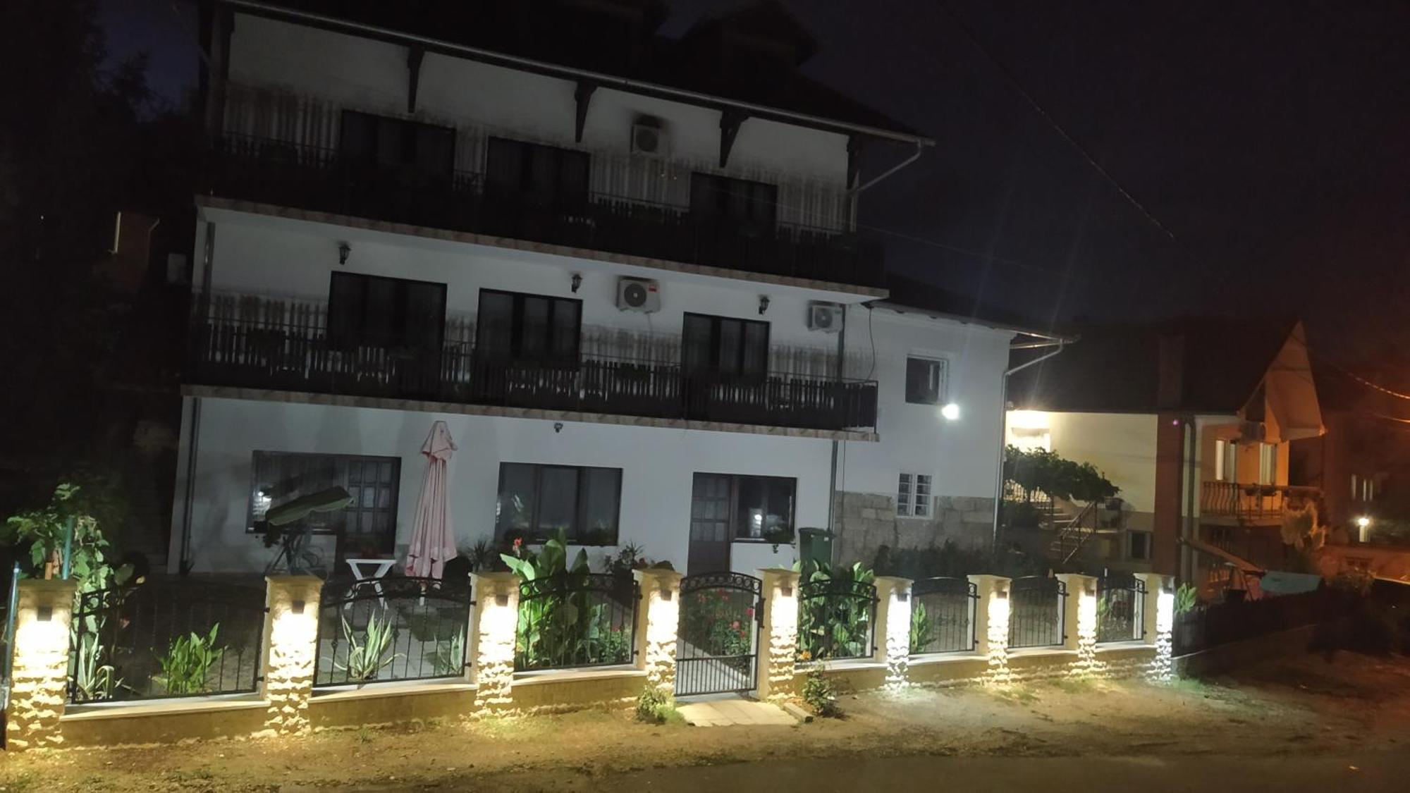 Apartmani "Vila Jelena" Arandelovac Zewnętrze zdjęcie
