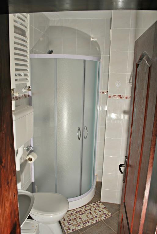 Apartmani "Vila Jelena" Arandelovac Zewnętrze zdjęcie